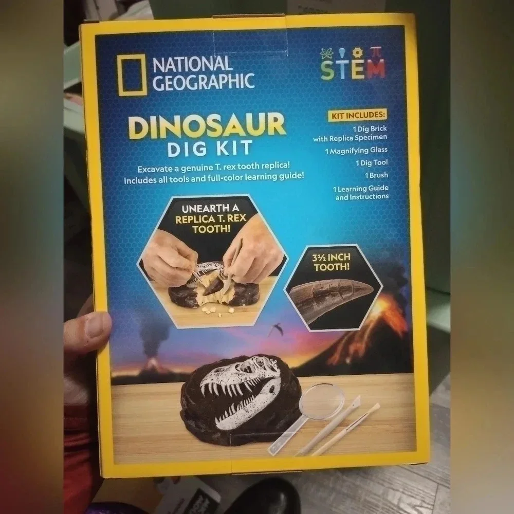 National Geographic Dinosaur Digging kit for kids outdoor activities children